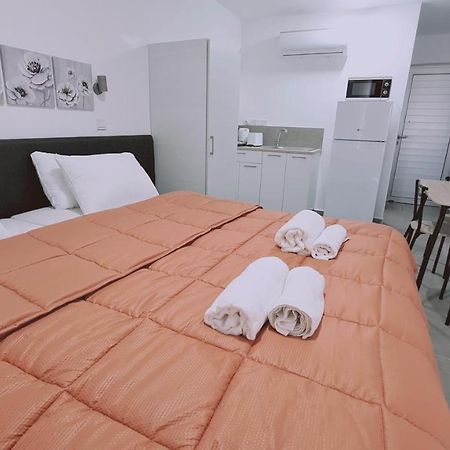 Stay Napa Living Studios 아이아 나파 외부 사진