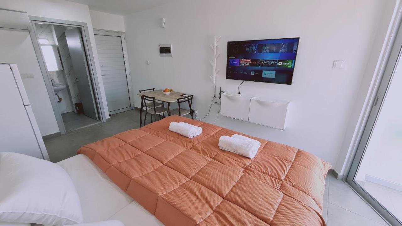 Stay Napa Living Studios 아이아 나파 외부 사진