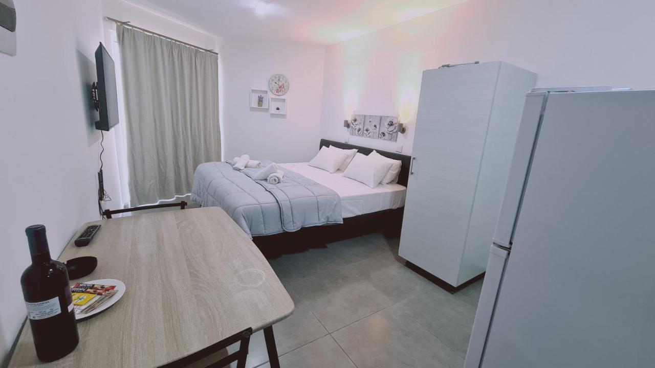 Stay Napa Living Studios 아이아 나파 외부 사진